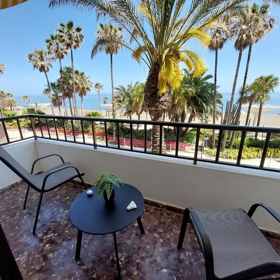Apartamento Frente A La Playa Piso 2 Estepona Apartment